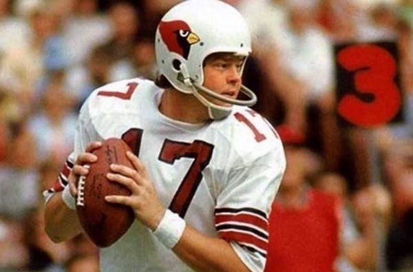 Jim-Hartas-one-of-the-arizona-cardinals-quarterbacks