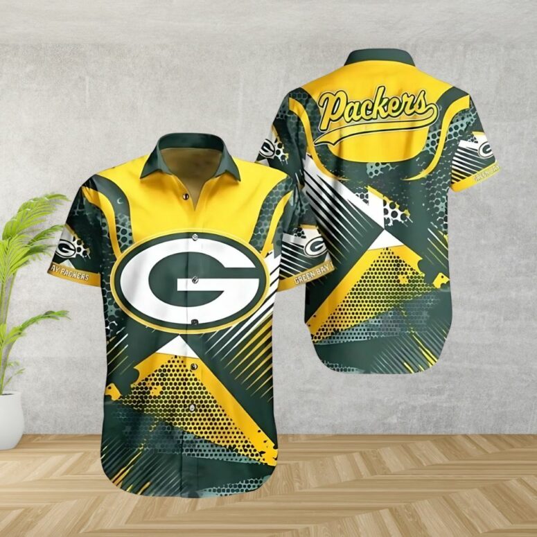 Green Bay Packers Bold Geometric Hawaiian Shirt